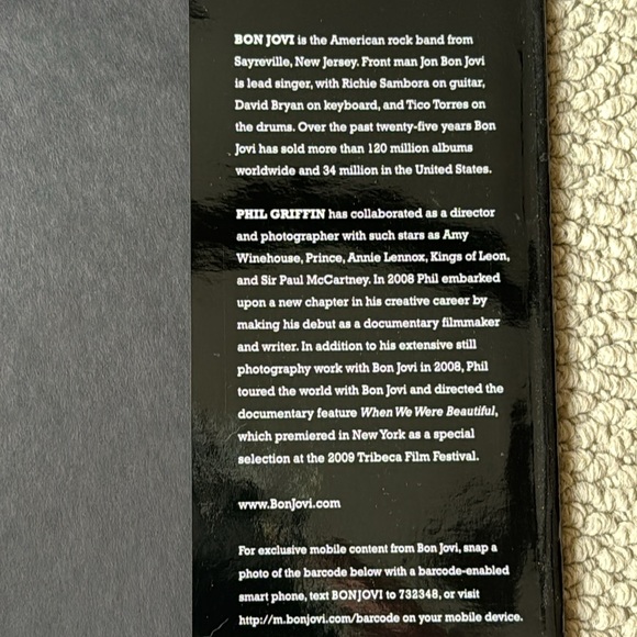 Hardcover Book - Bon Jovi “When We Were Beautiful” - Picture 4 of 4